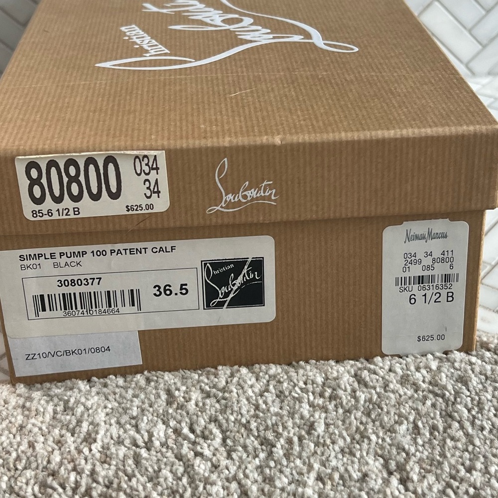 Christian Louboutin Pumps- 36.5 - Picture 10 of 12